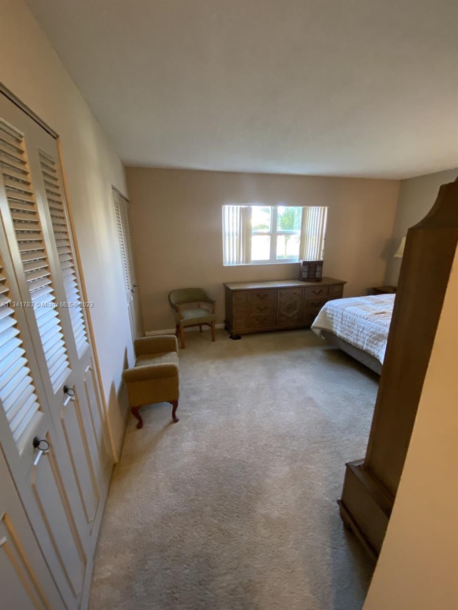 MEADOWBROOK LAKES CONDO - Residential Lease