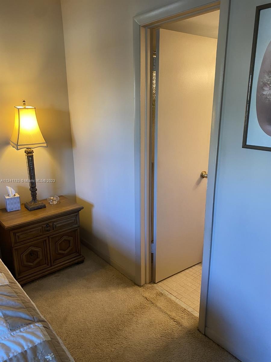 MEADOWBROOK LAKES CONDO - Residential Lease