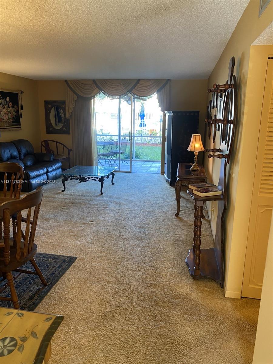 MEADOWBROOK LAKES CONDO - Residential Lease