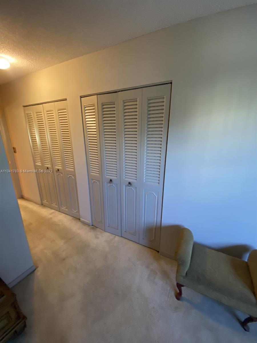 MEADOWBROOK LAKES CONDO - Residential Lease