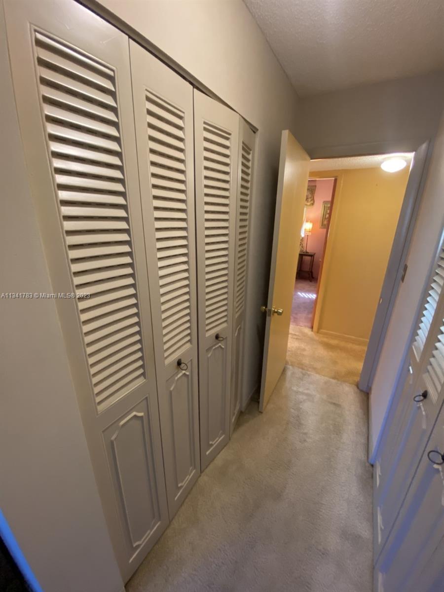 MEADOWBROOK LAKES CONDO - Residential Lease