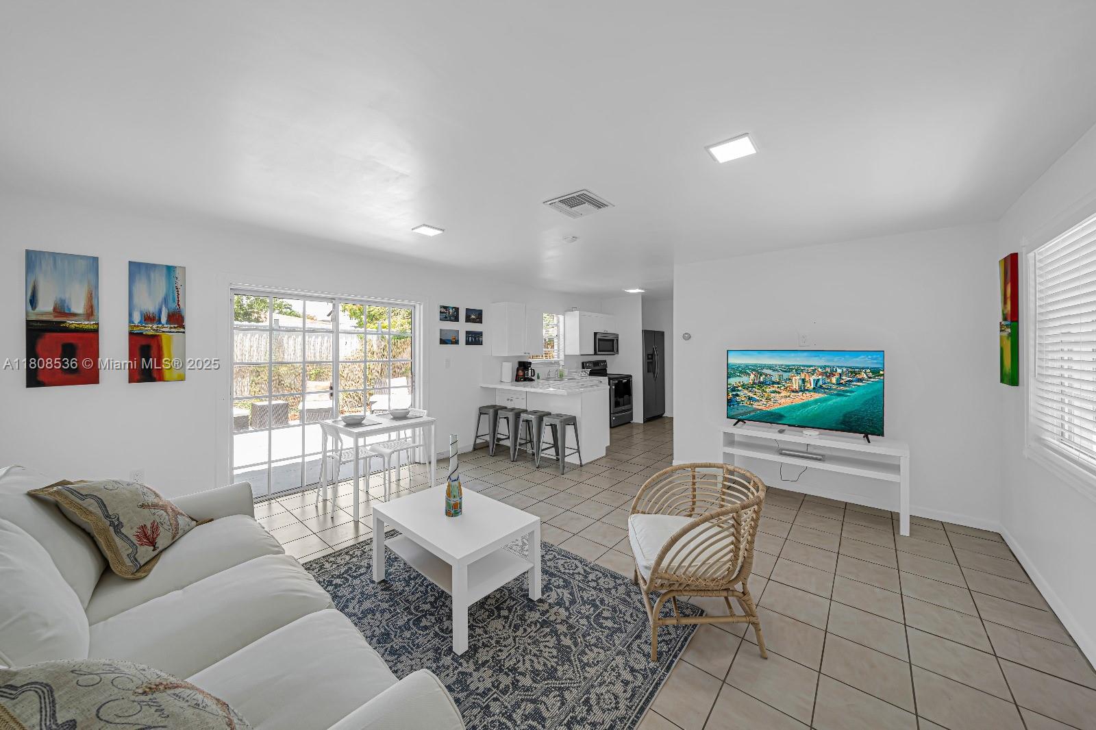 1046 SW 13th Ct 2