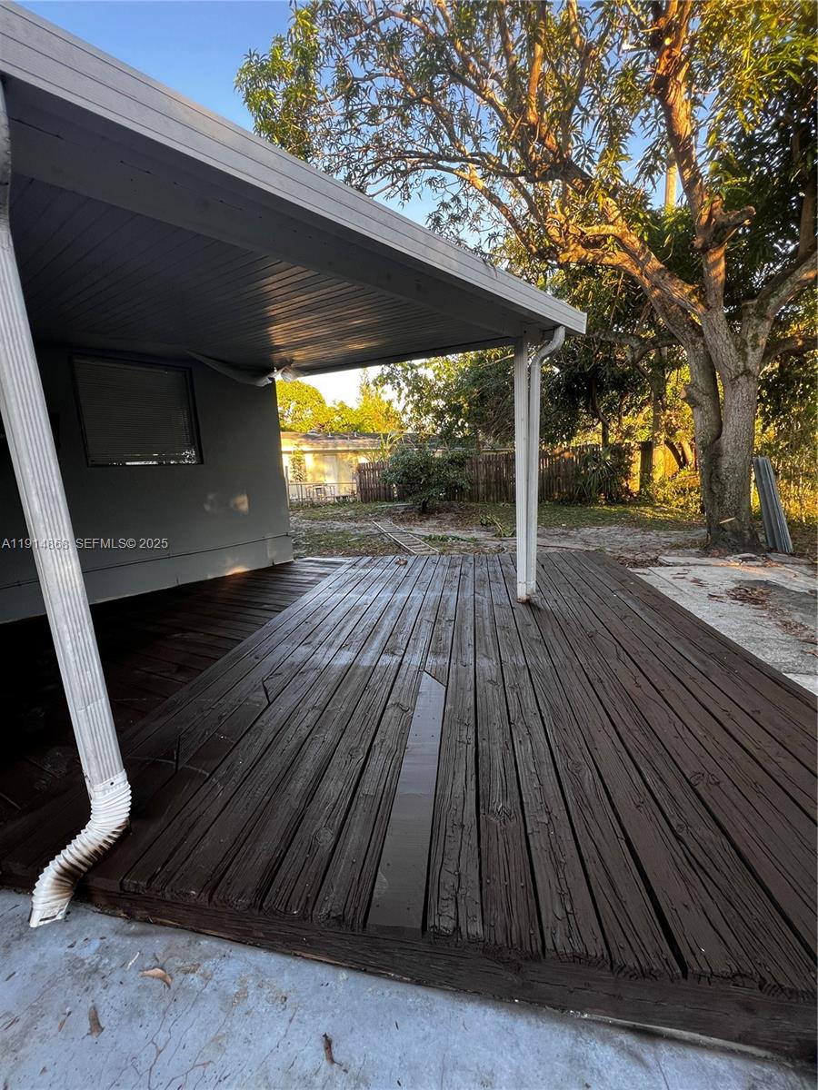 View photos, virtual tours, details... 3820 SW 16th St