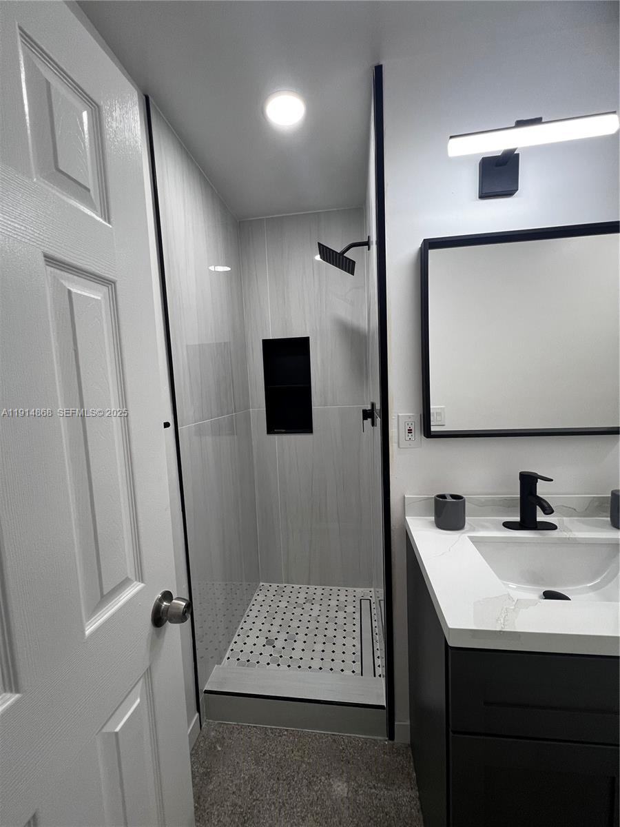 FAIRFAX BROLLIAR ADD - Residential