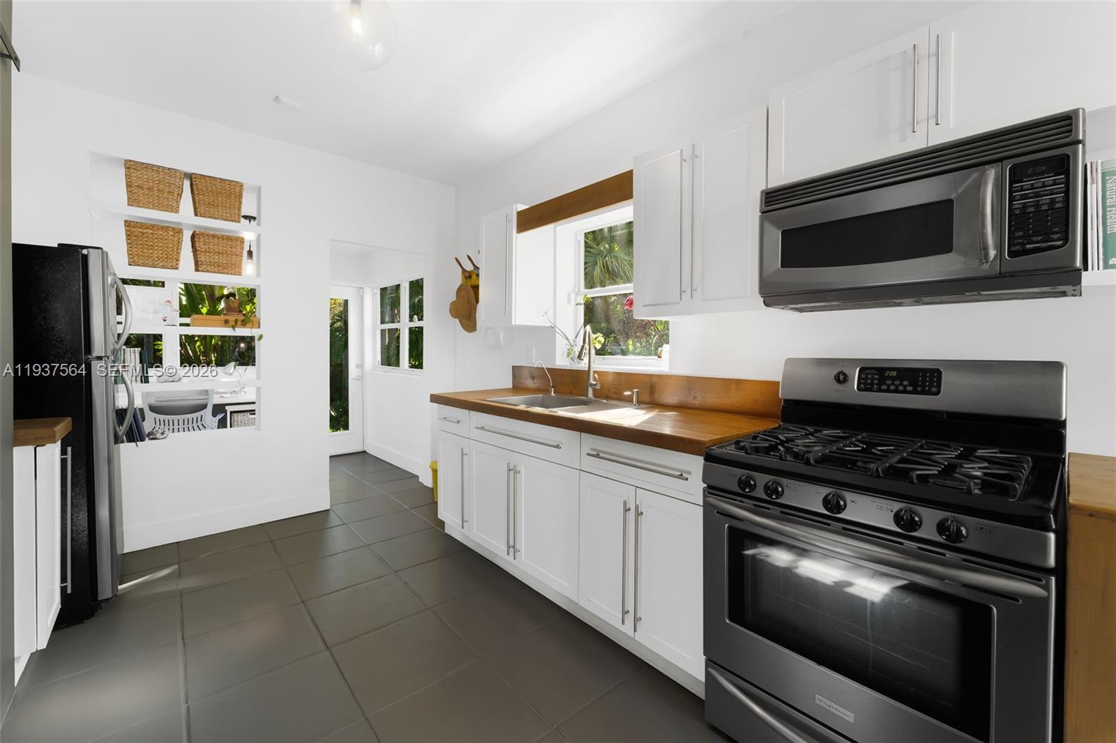 HOLLEMAN PARK - Residential