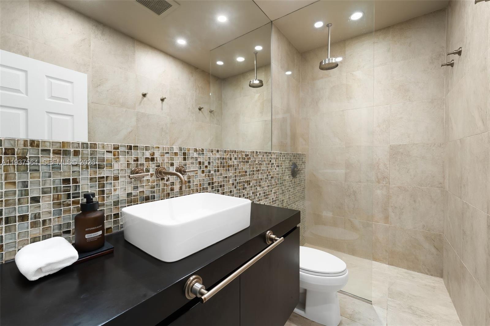 HOLLEMAN PARK - Residential