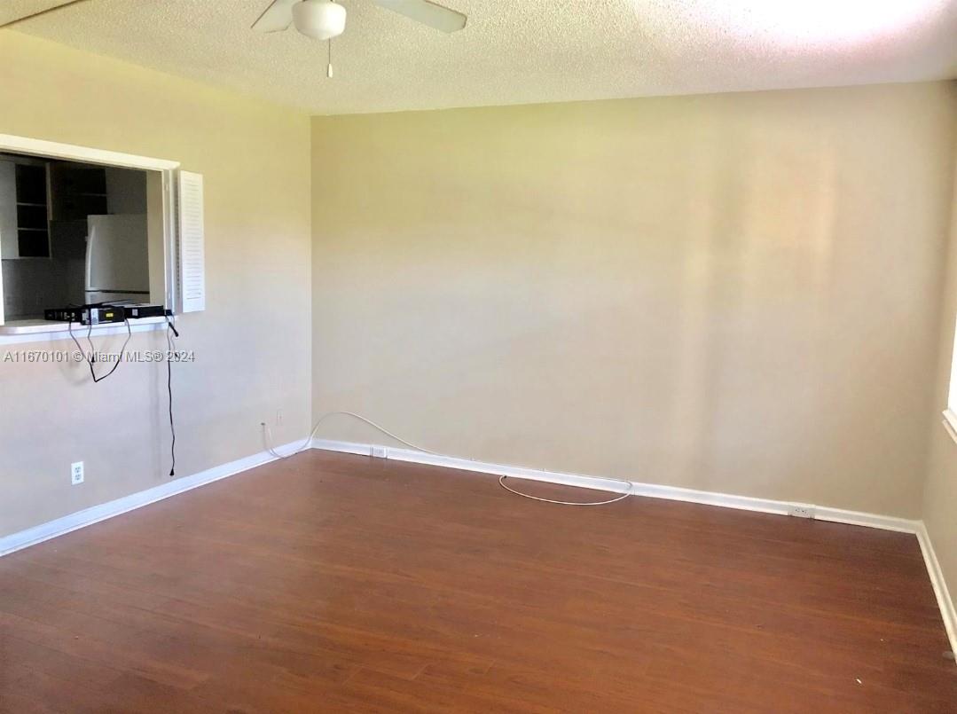 MANSFIELD AT CENTURY VILL - Residential