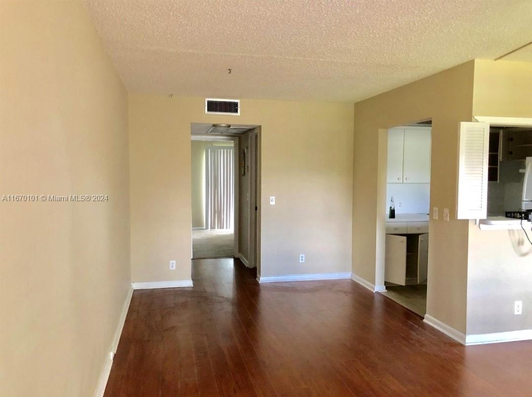 MANSFIELD AT CENTURY VILL - Residential