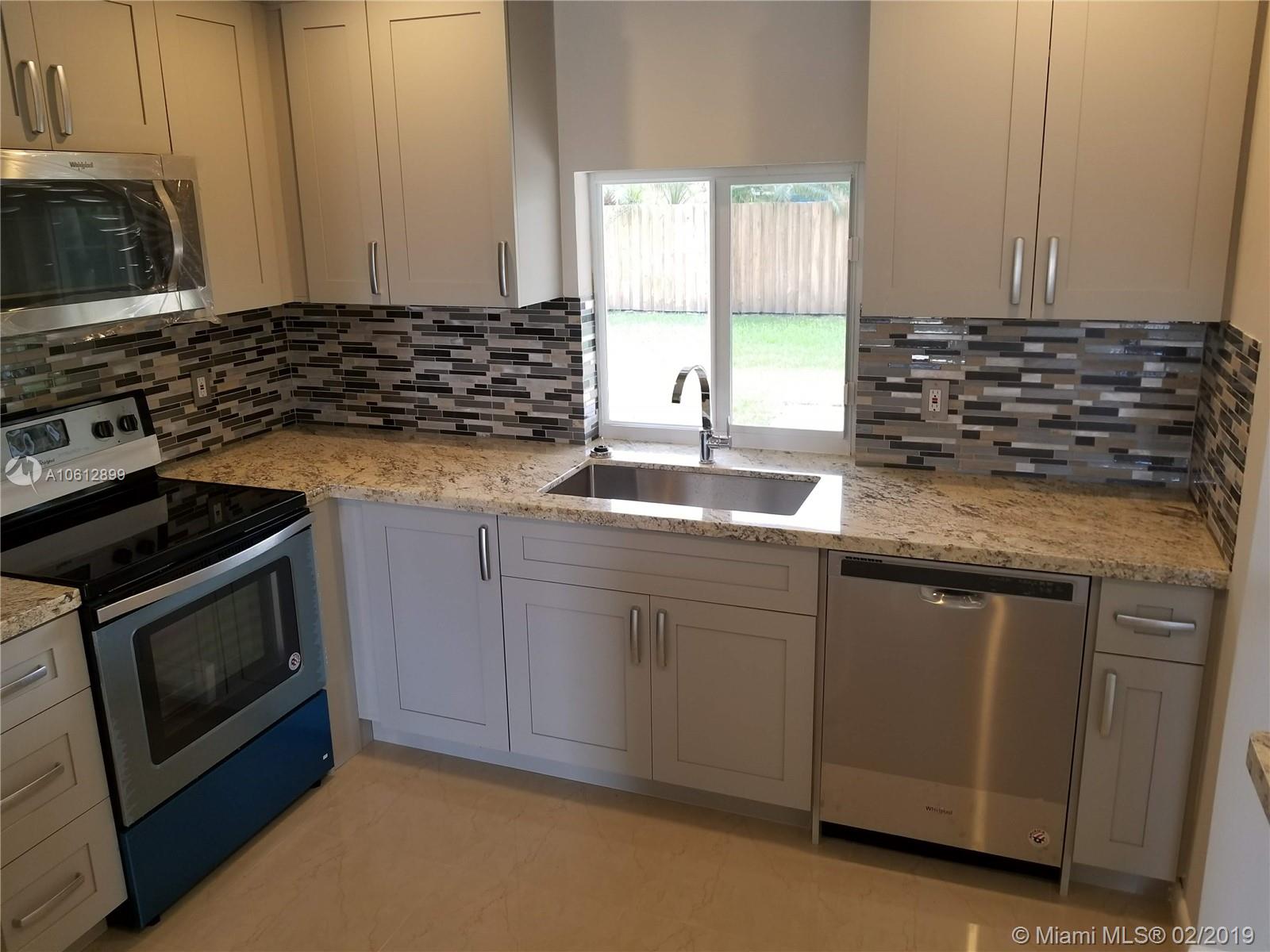 GULFSTREAM ESTATES NO 3 - Residential Lease