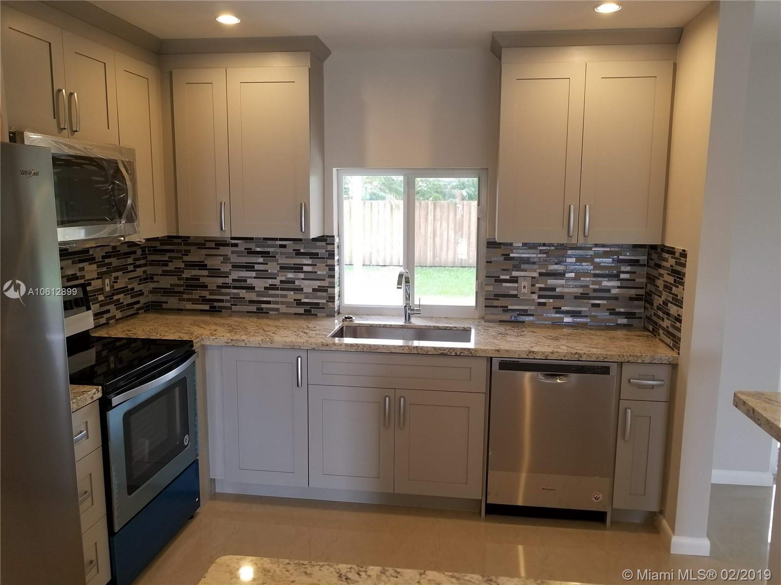 GULFSTREAM ESTATES NO 3 - Residential Lease