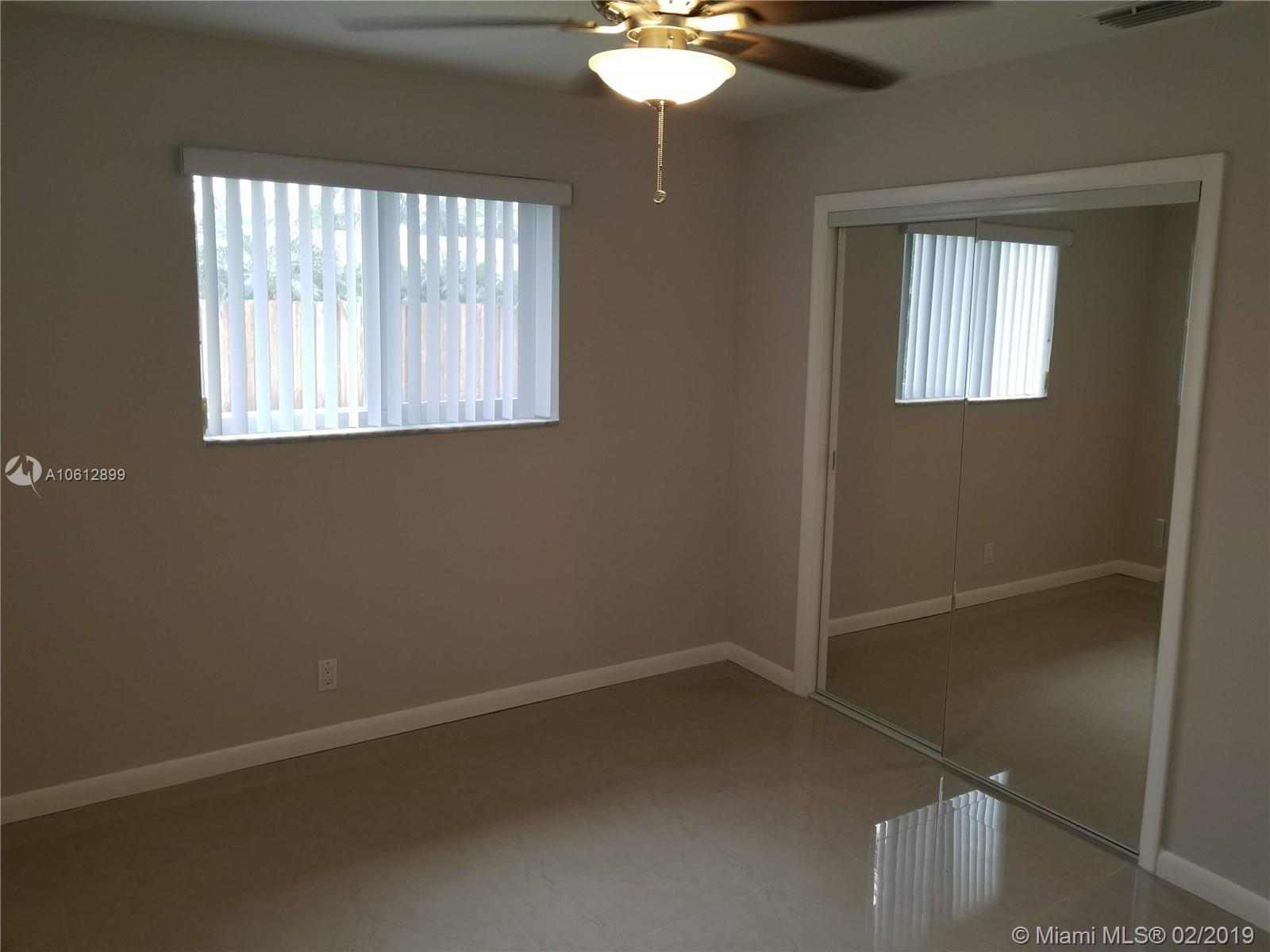 GULFSTREAM ESTATES NO 3 - Residential Lease