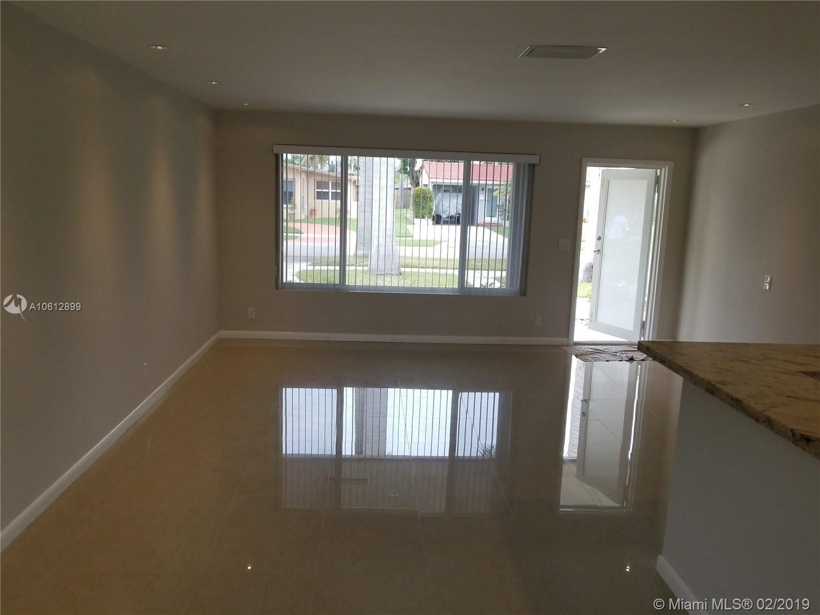 GULFSTREAM ESTATES NO 3 - Residential Lease