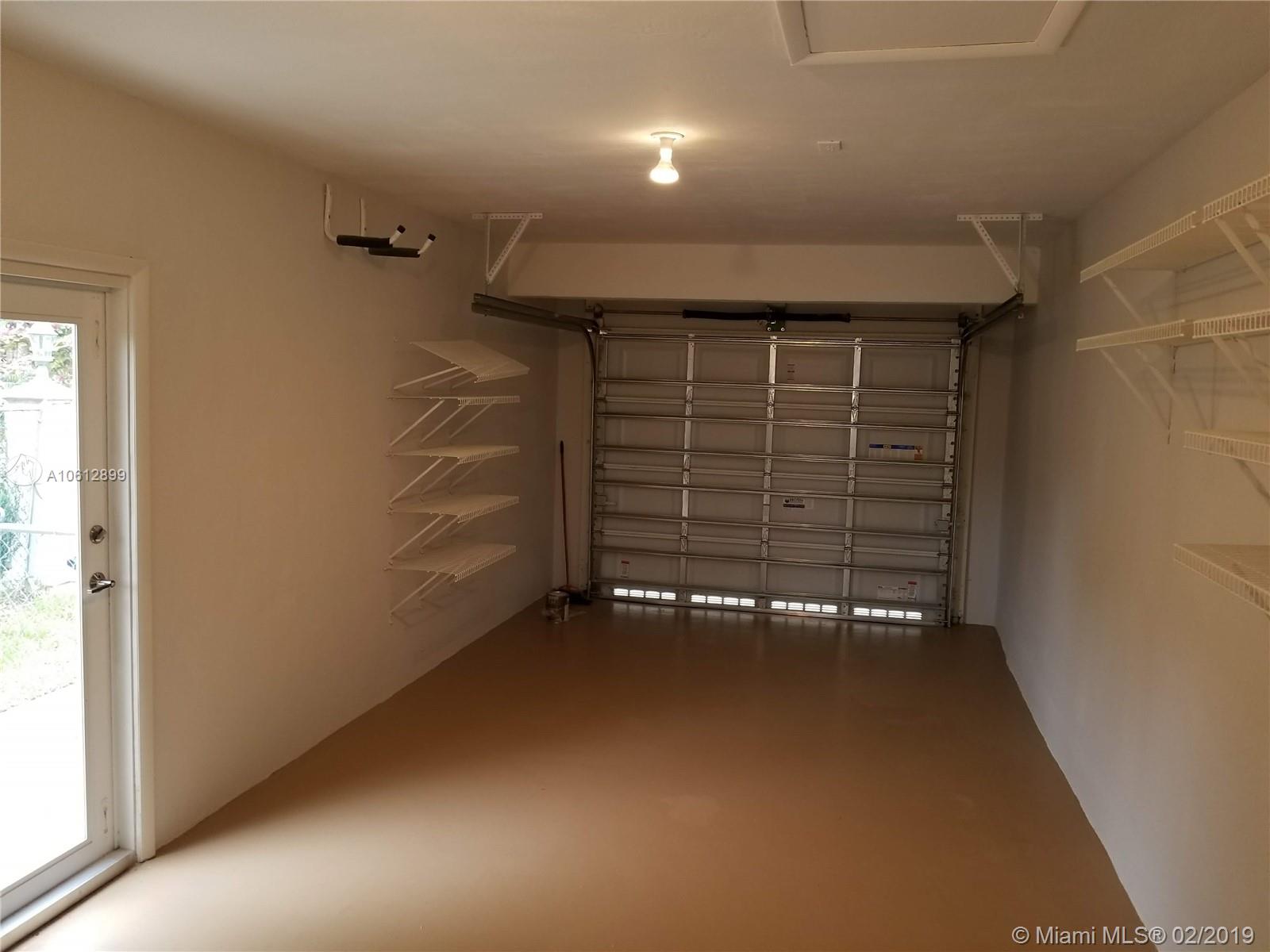 GULFSTREAM ESTATES NO 3 - Residential Lease