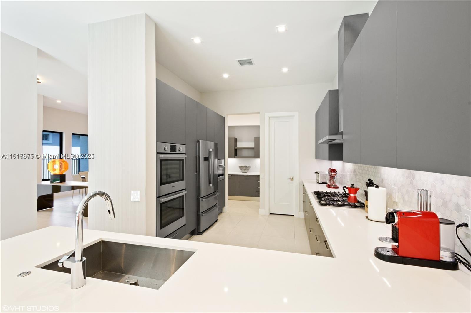 PRESERVE AT EMERALD HILLS - Residential