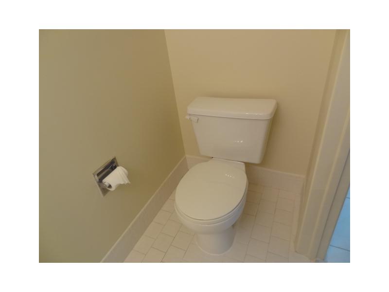 FOREST RIDGE CLUSTER HOME - Residential Lease