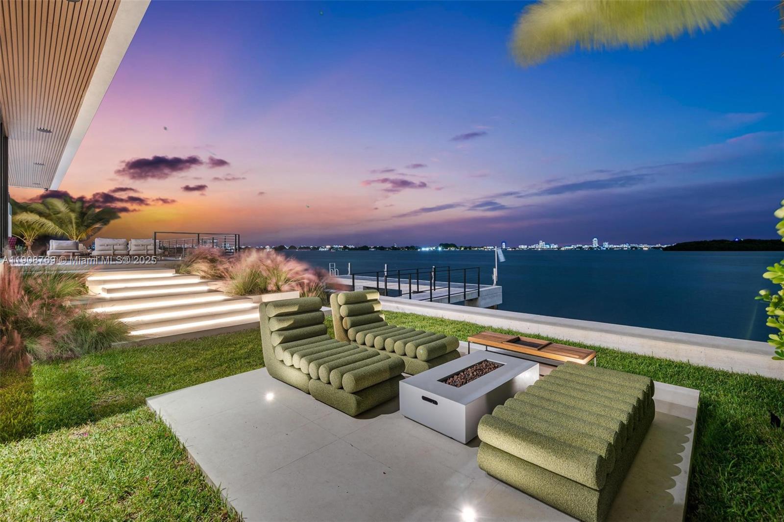 SAN SOUCI ESTATES - Residential Lease