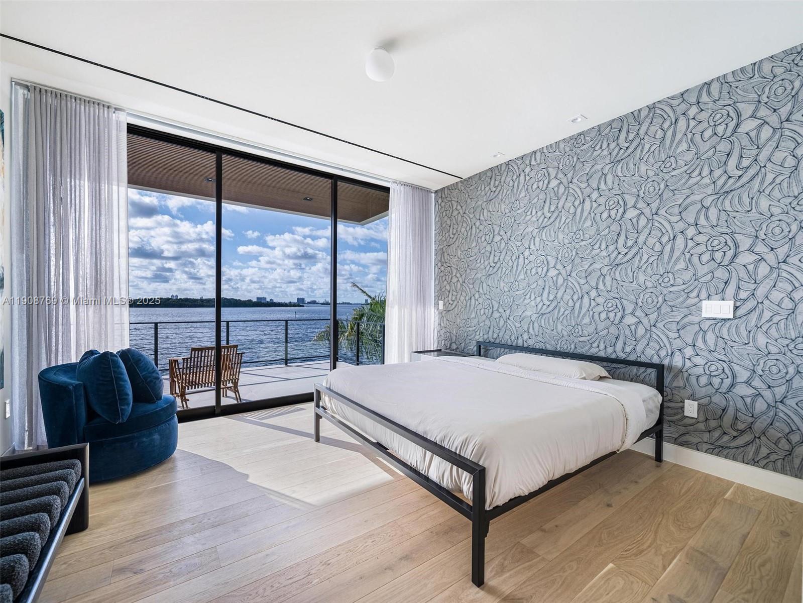 SAN SOUCI ESTATES - Residential Lease