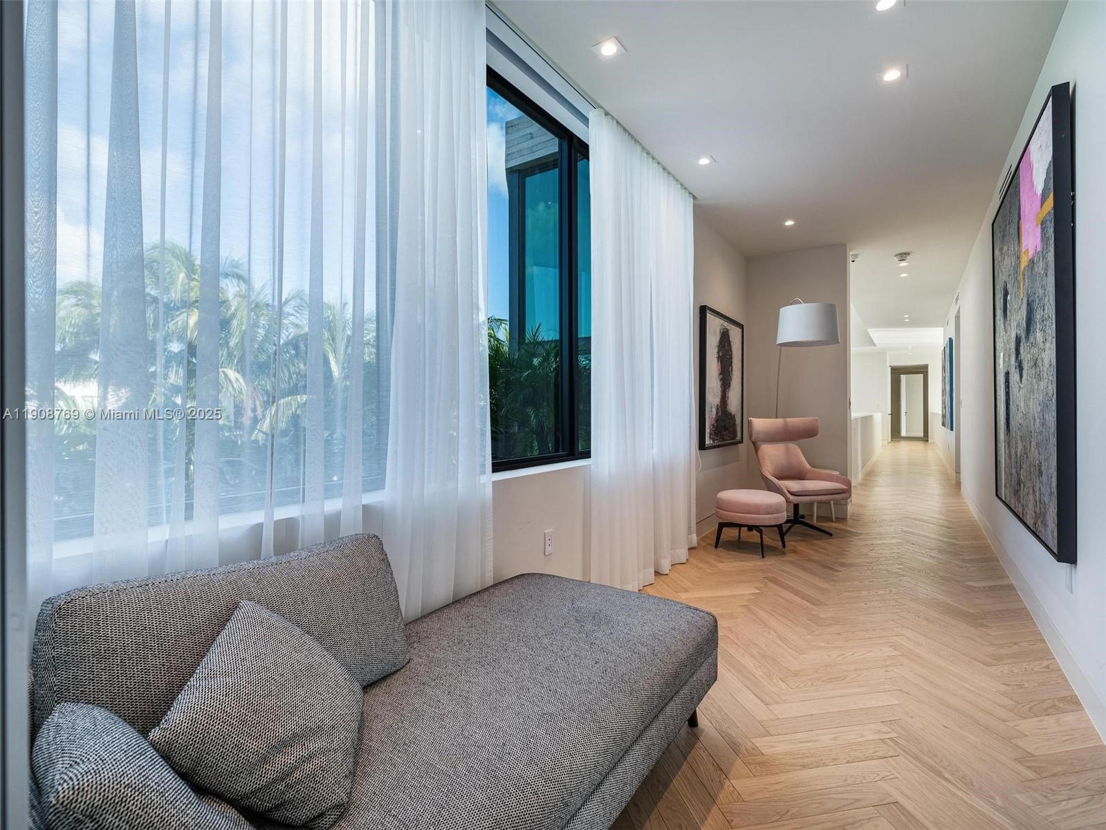 SAN SOUCI ESTATES - Residential Lease