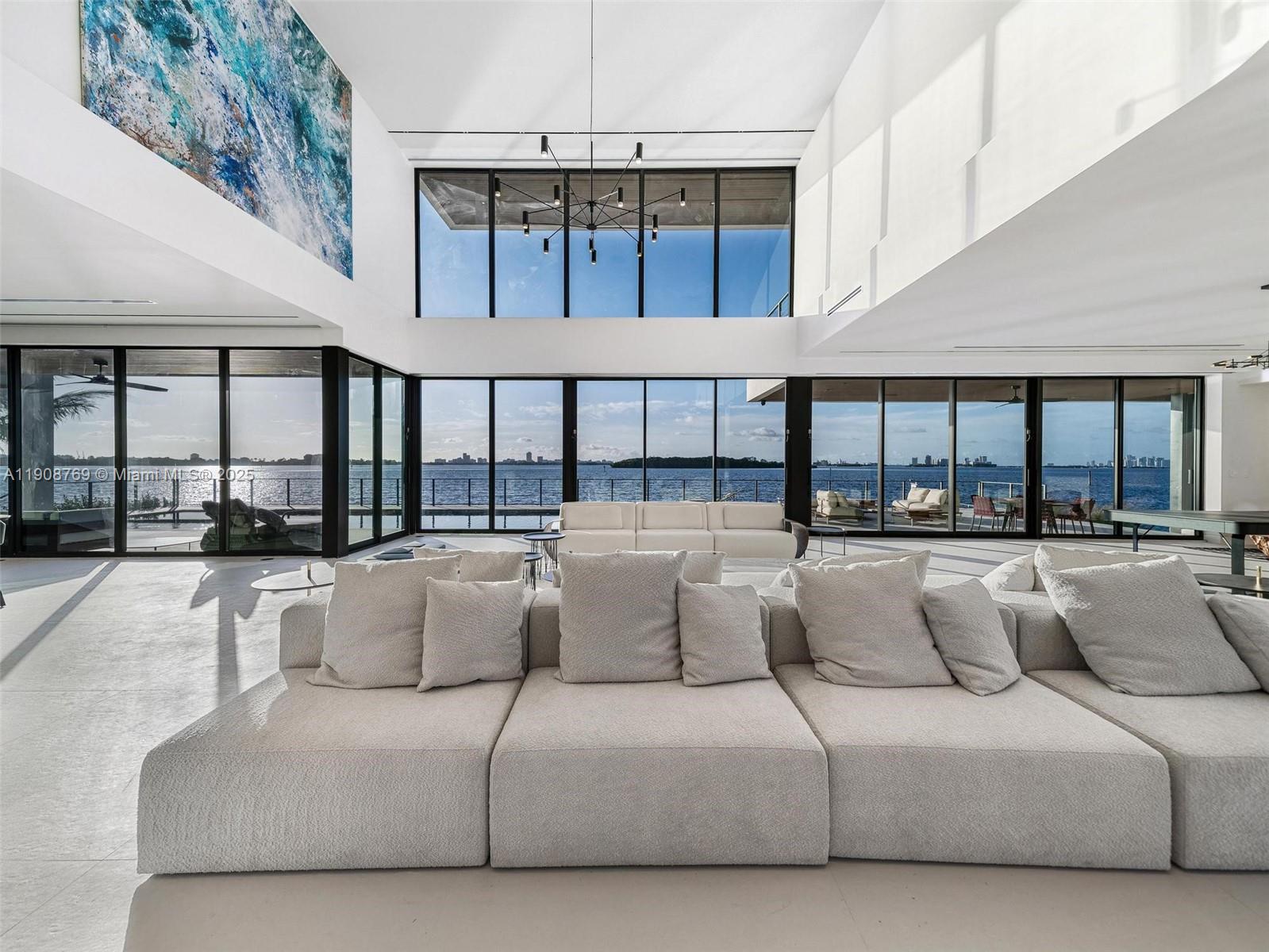 SAN SOUCI ESTATES - Residential Lease