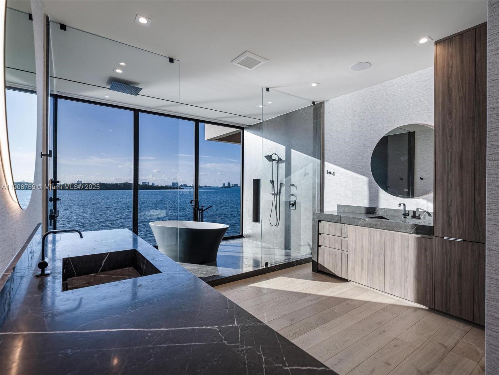 SAN SOUCI ESTATES - Residential Lease