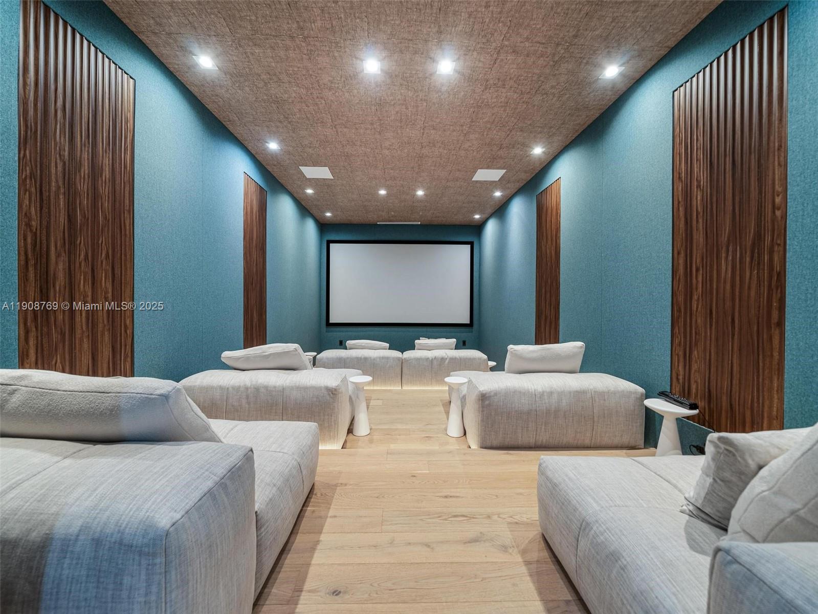 SAN SOUCI ESTATES - Residential Lease