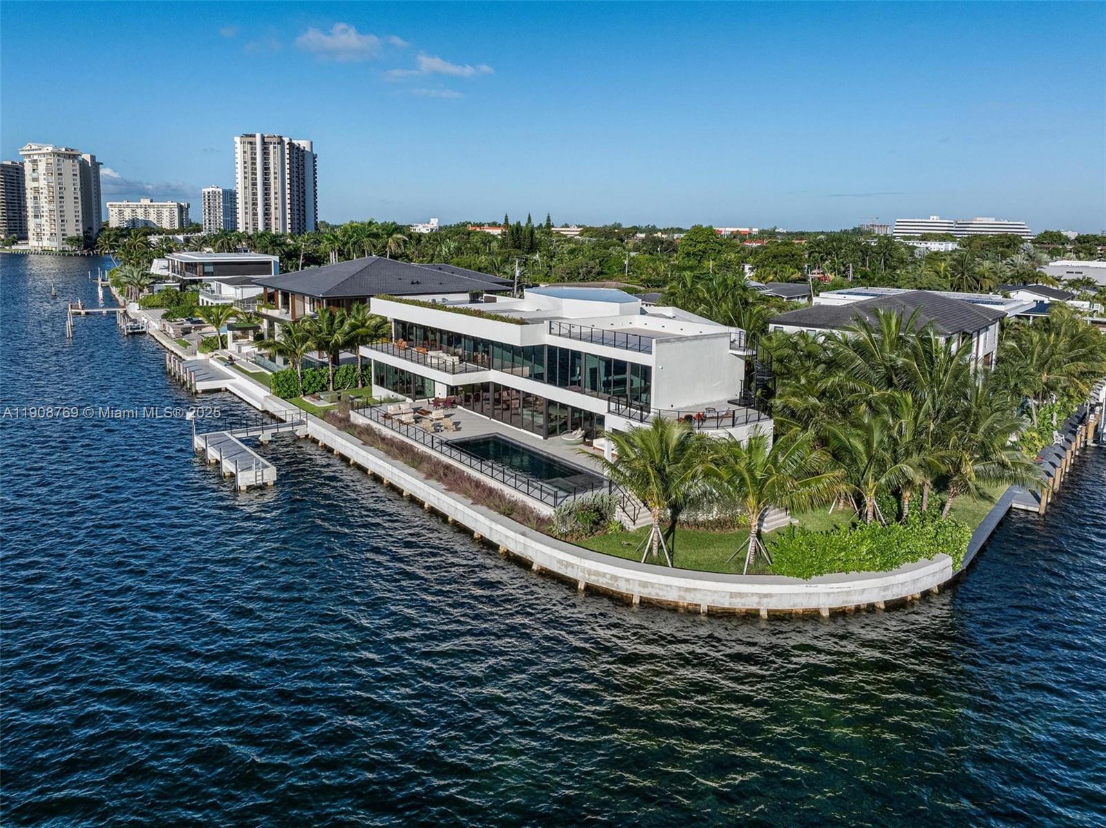 SAN SOUCI ESTATES - Residential Lease