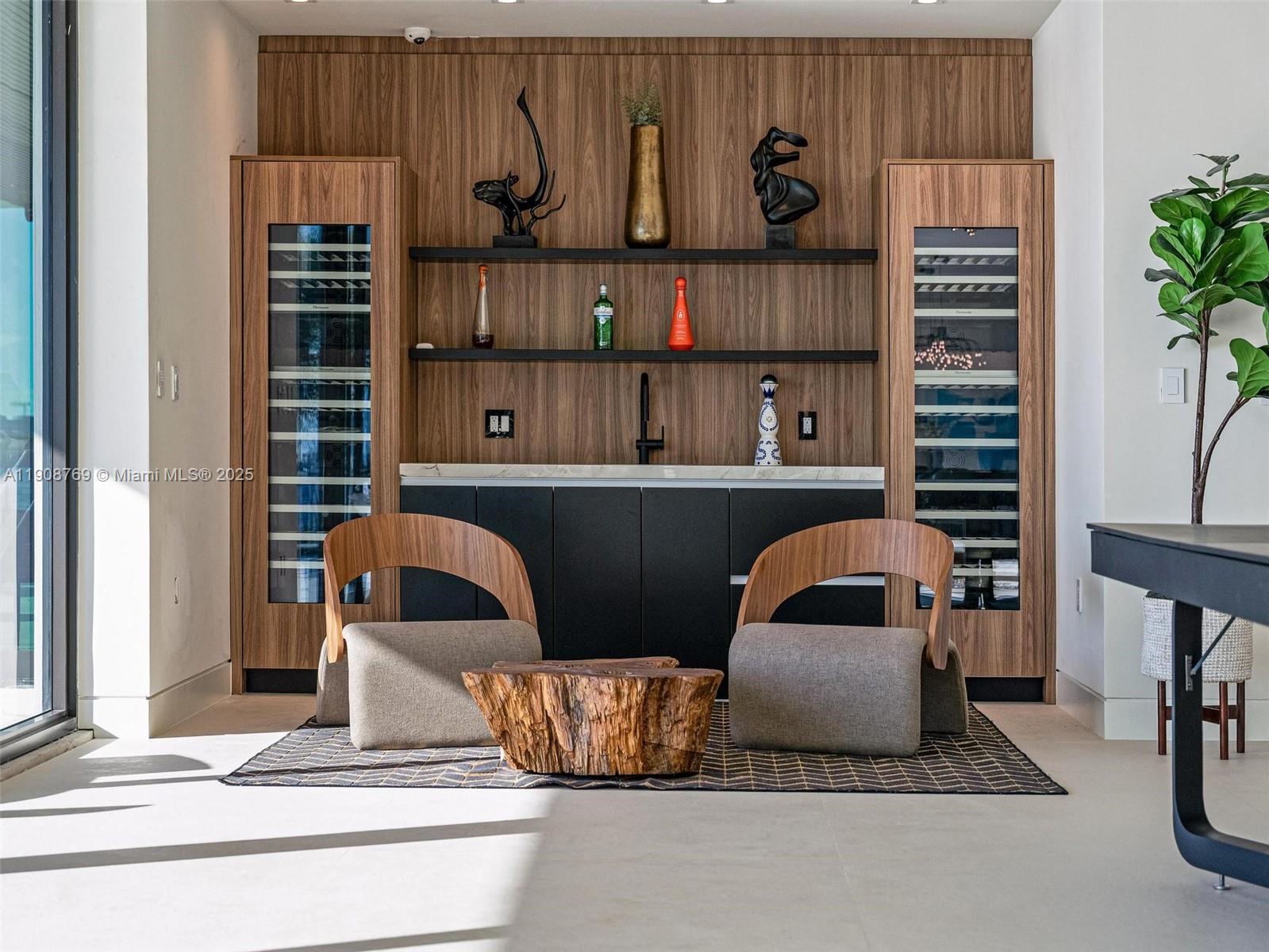 SAN SOUCI ESTATES - Residential Lease