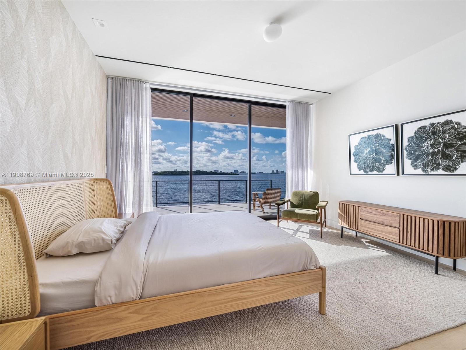 SAN SOUCI ESTATES - Residential Lease