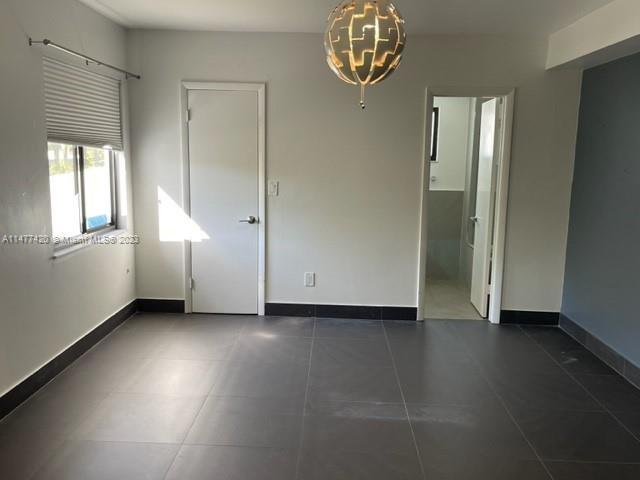 HOLLYWOOD LAKES SECTION - Residential