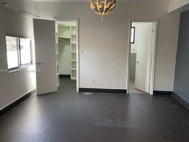 HOLLYWOOD LAKES SECTION - Residential