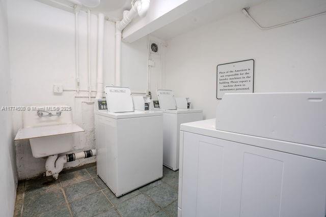 PLAZA OF AMERICAS CONDO P - Residential