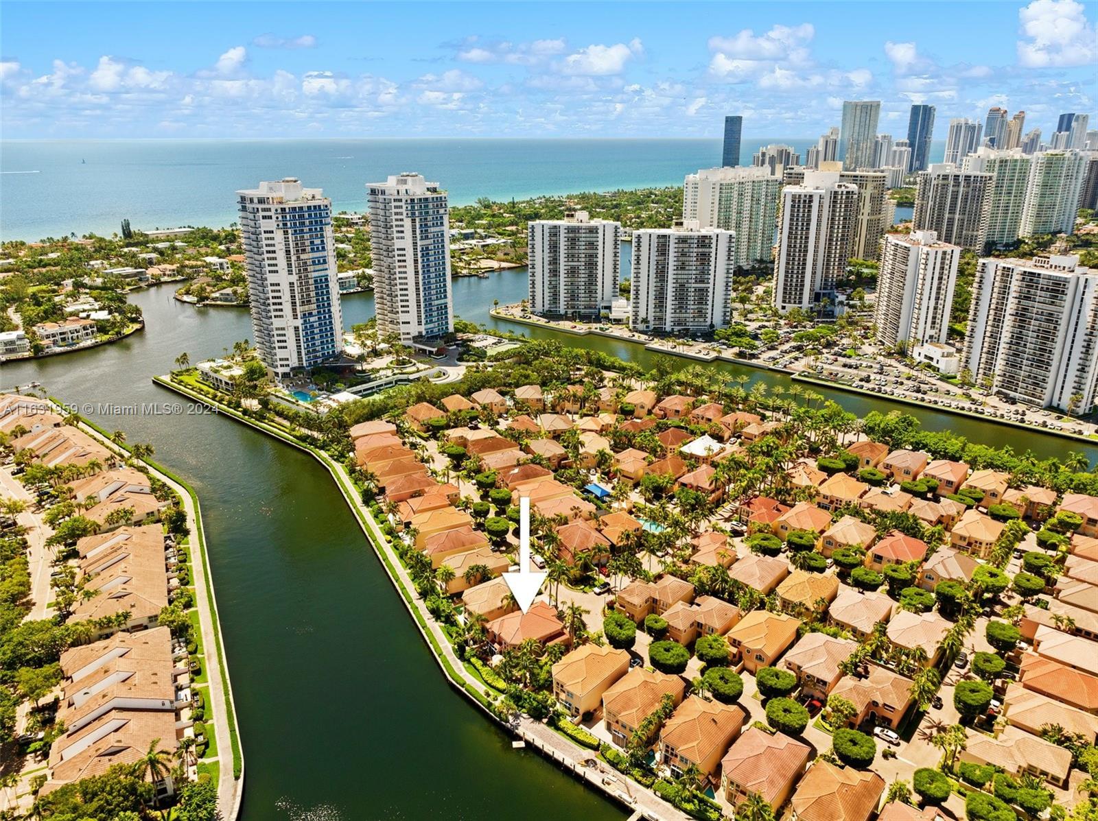 ISLAND WAY - Residential