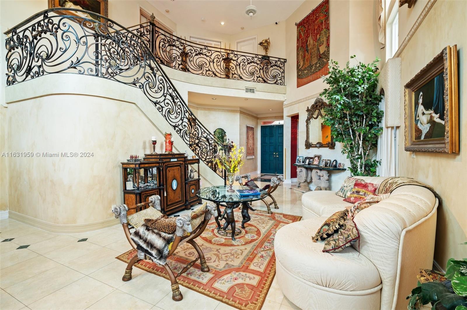 ISLAND WAY - Residential