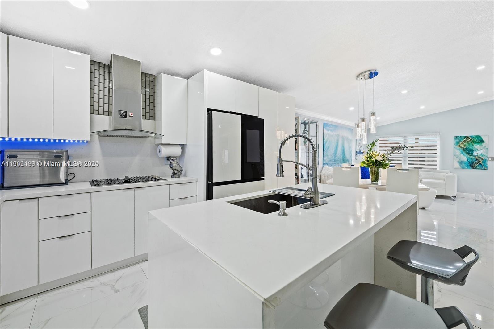 RICHARDS HOMES - Residential Lease