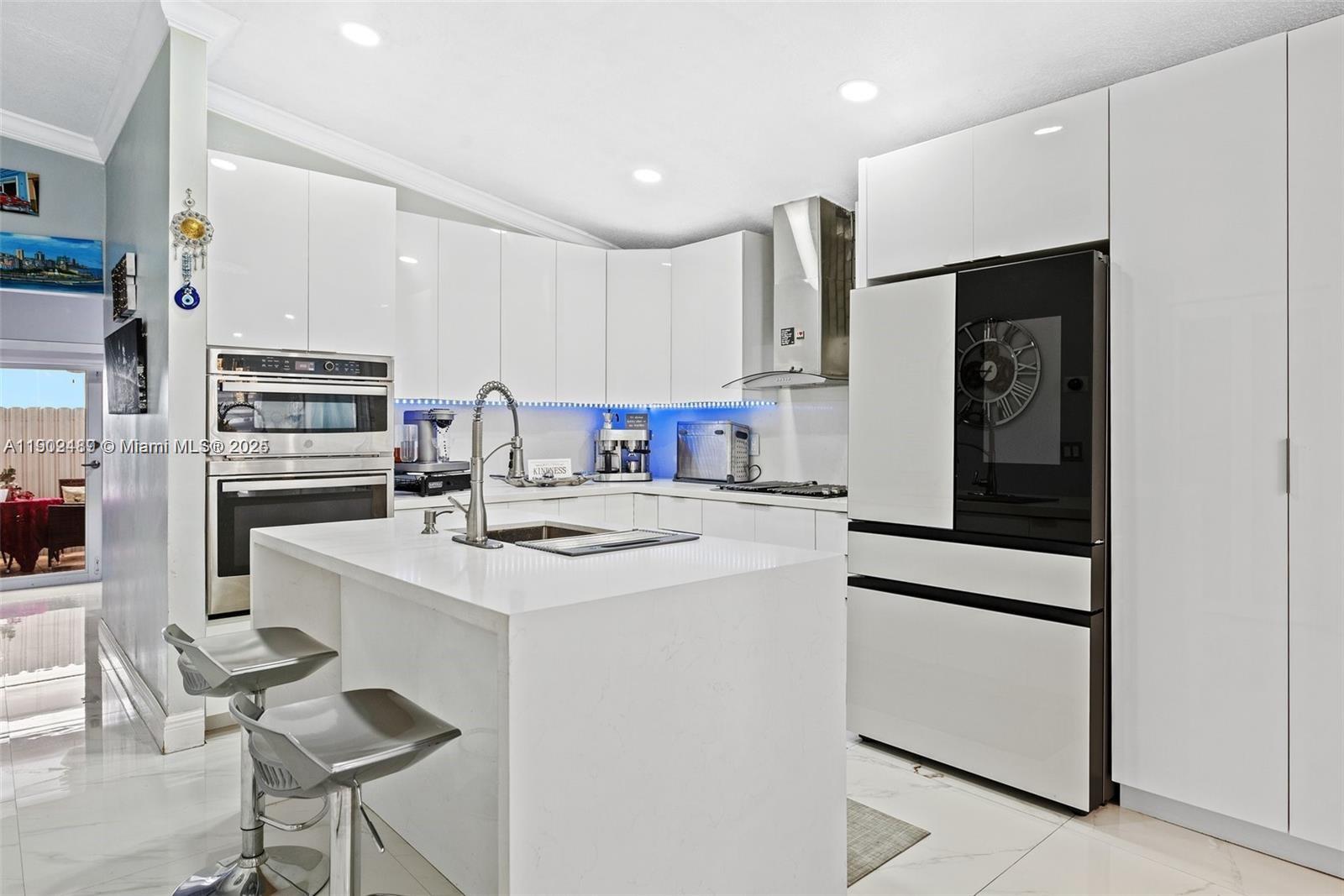 RICHARDS HOMES - Residential Lease