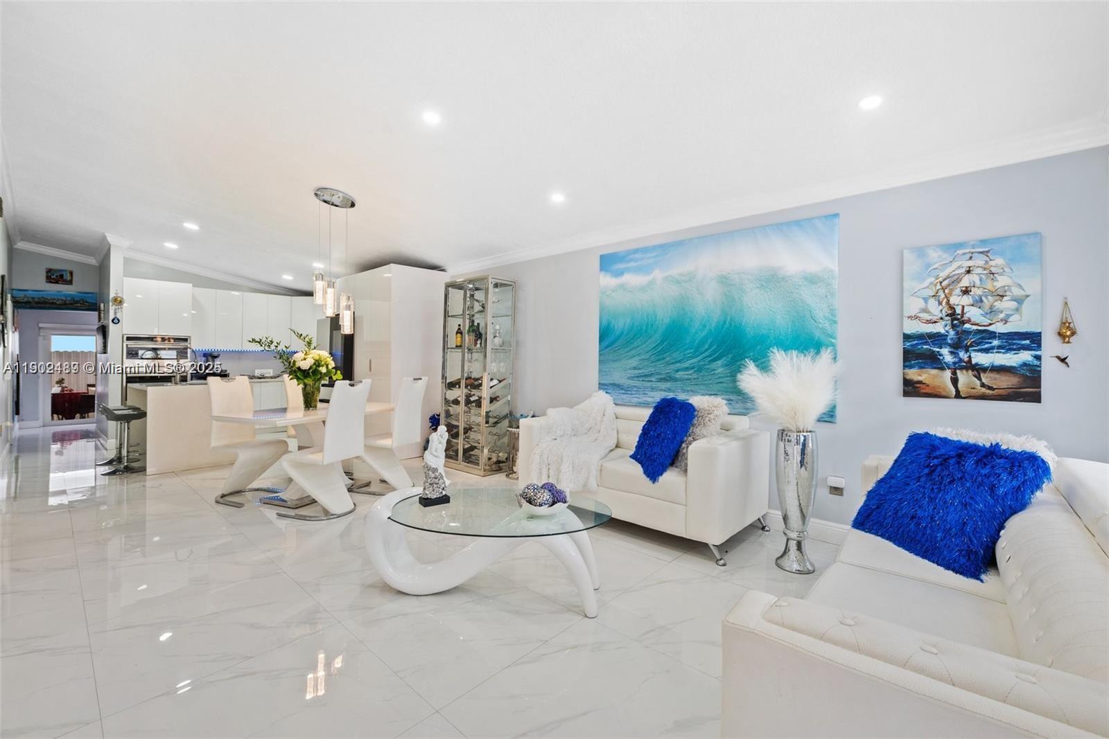 RICHARDS HOMES - Residential Lease