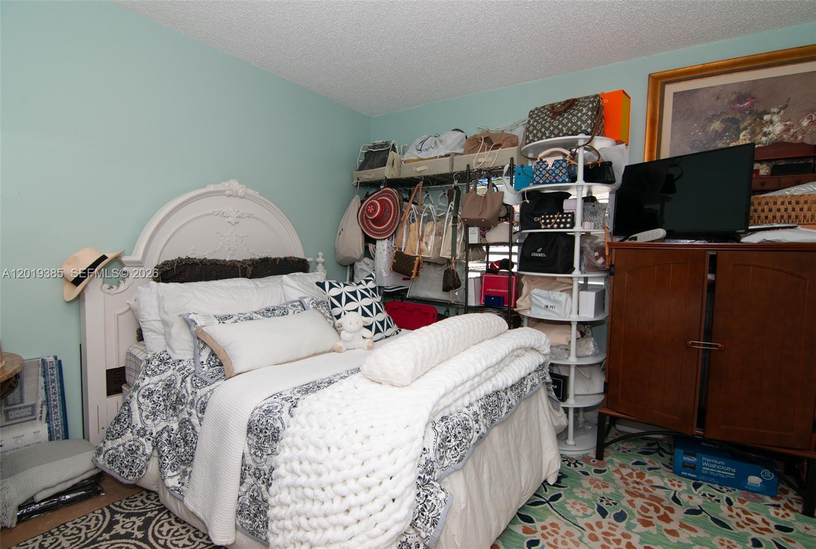 RIVIERA ISLES III - Residential