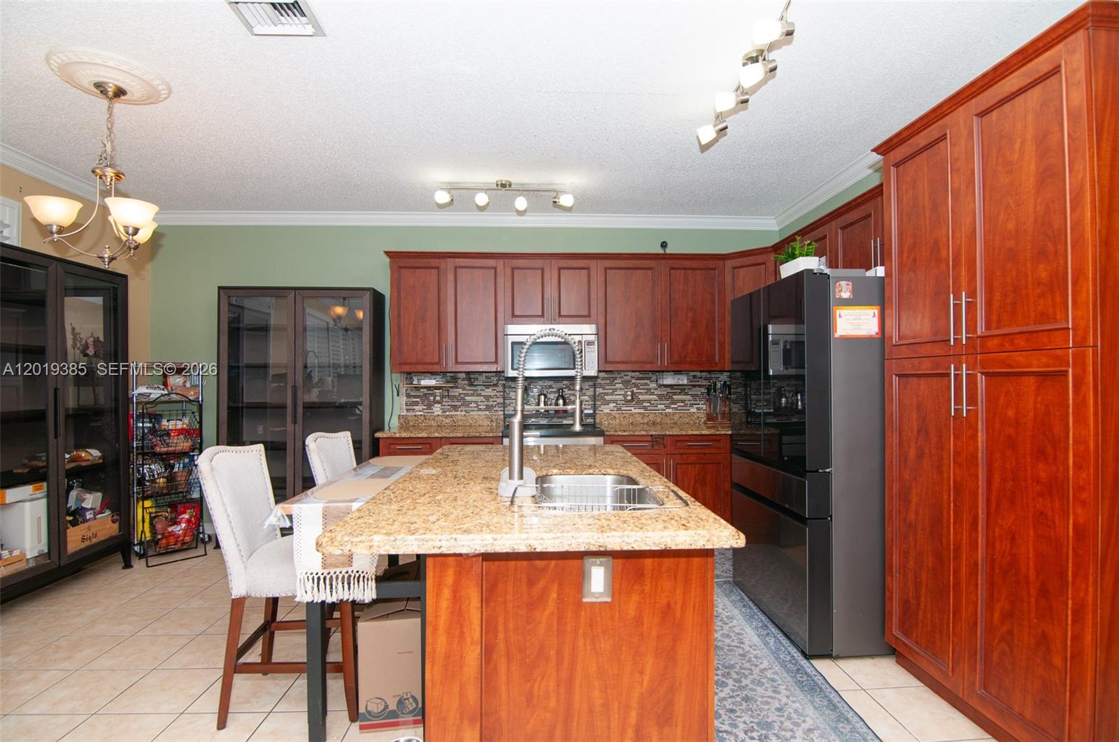 RIVIERA ISLES III - Residential