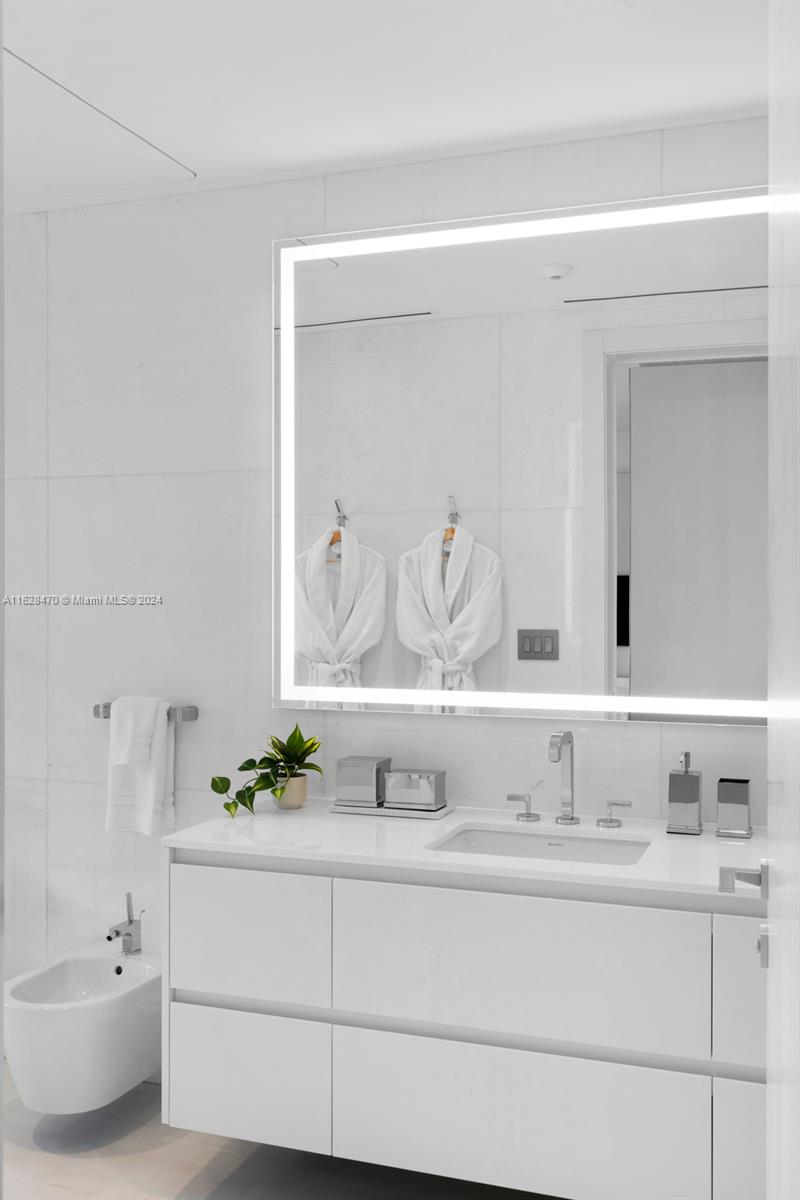 Aston Martin Residences - Residential