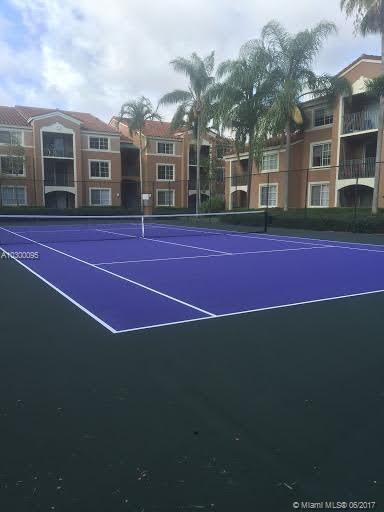 CARRINGTON AT COCONUT CRE - Residential Lease