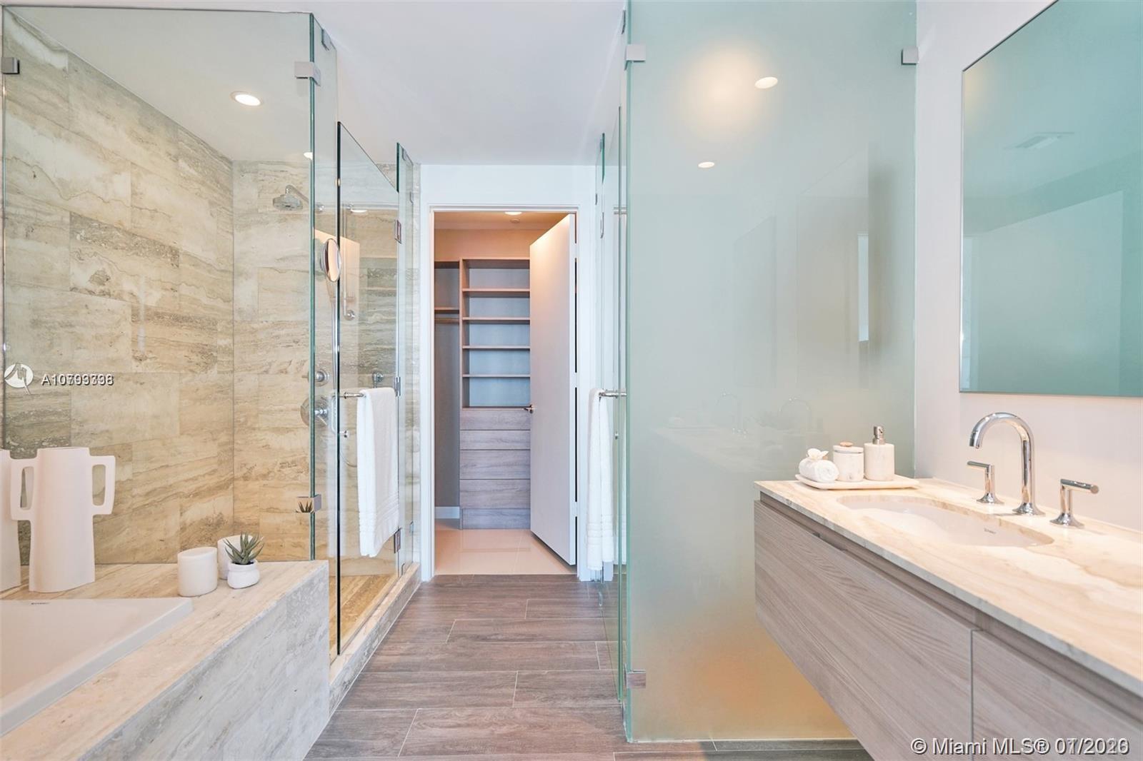 BISCAYNE BEACH CONDOMINIU - Residential Lease