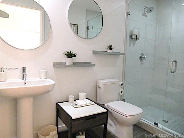 BISCAYNE BEACH CONDOMINIU - Residential Lease