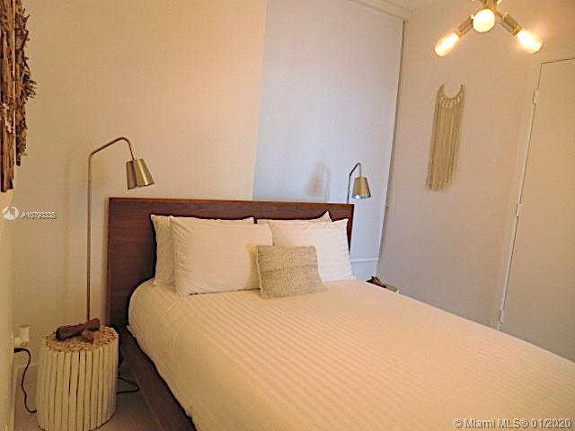 BISCAYNE BEACH CONDOMINIU - Residential Lease