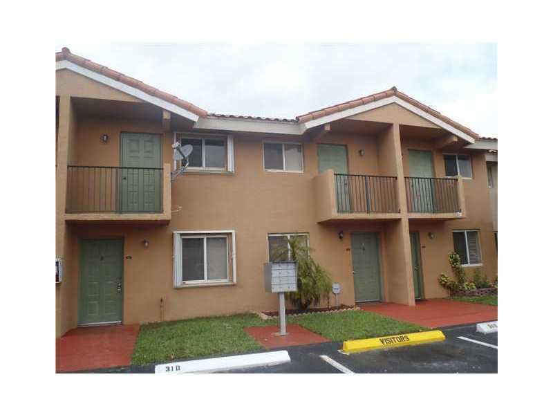 CENTRALLY LOCATED, MIRA VILLAS, PRIVATE SECURE ENTRANCE, COOMUNITY POOL AND CLUBHOUSE, 2 BEDROOMS, 2.5 BATHS, AVAILABLE AUG 2014