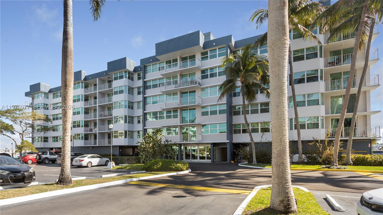 REEF EAST CONDO - Residential