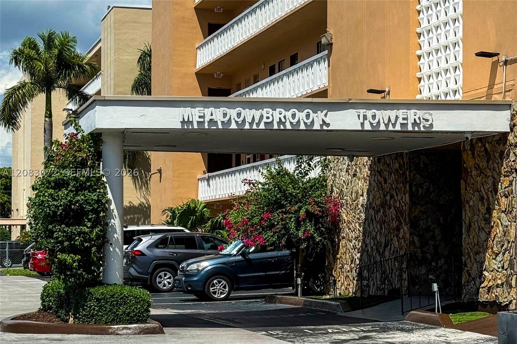301 NE 14th Ave 504, Hallandale Beach FL 33009