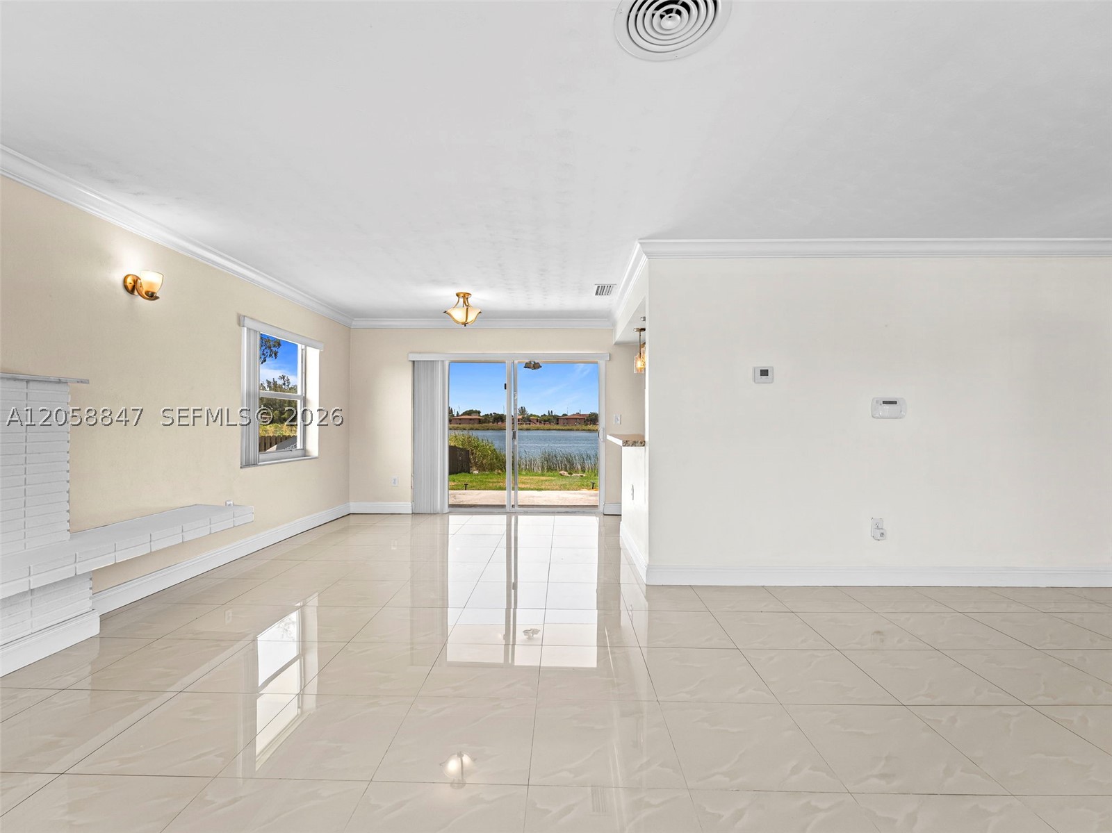 2045 NW 115th St
