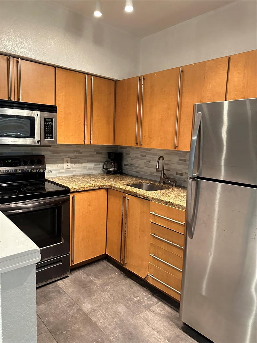 OASIS ON THE BEACH CONDO - Residential