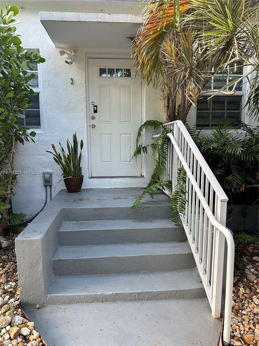 OASIS ON THE BEACH CONDO - Residential