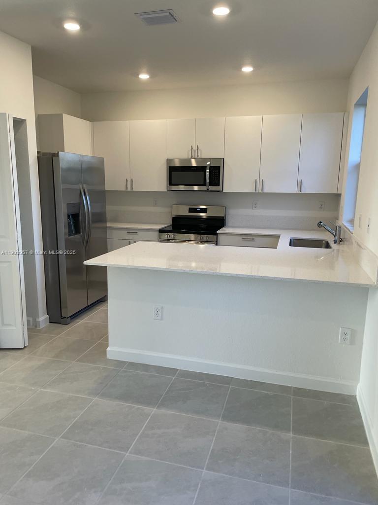 CEDER POINT - Residential